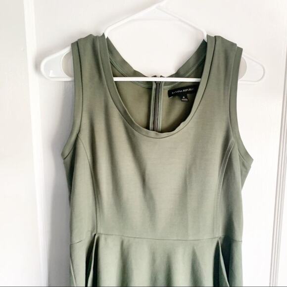 Banana Republic Dress Thick Jersey Knit Sleeveless Stretchy Pockets Green Size 6 - Picture 2 of 10